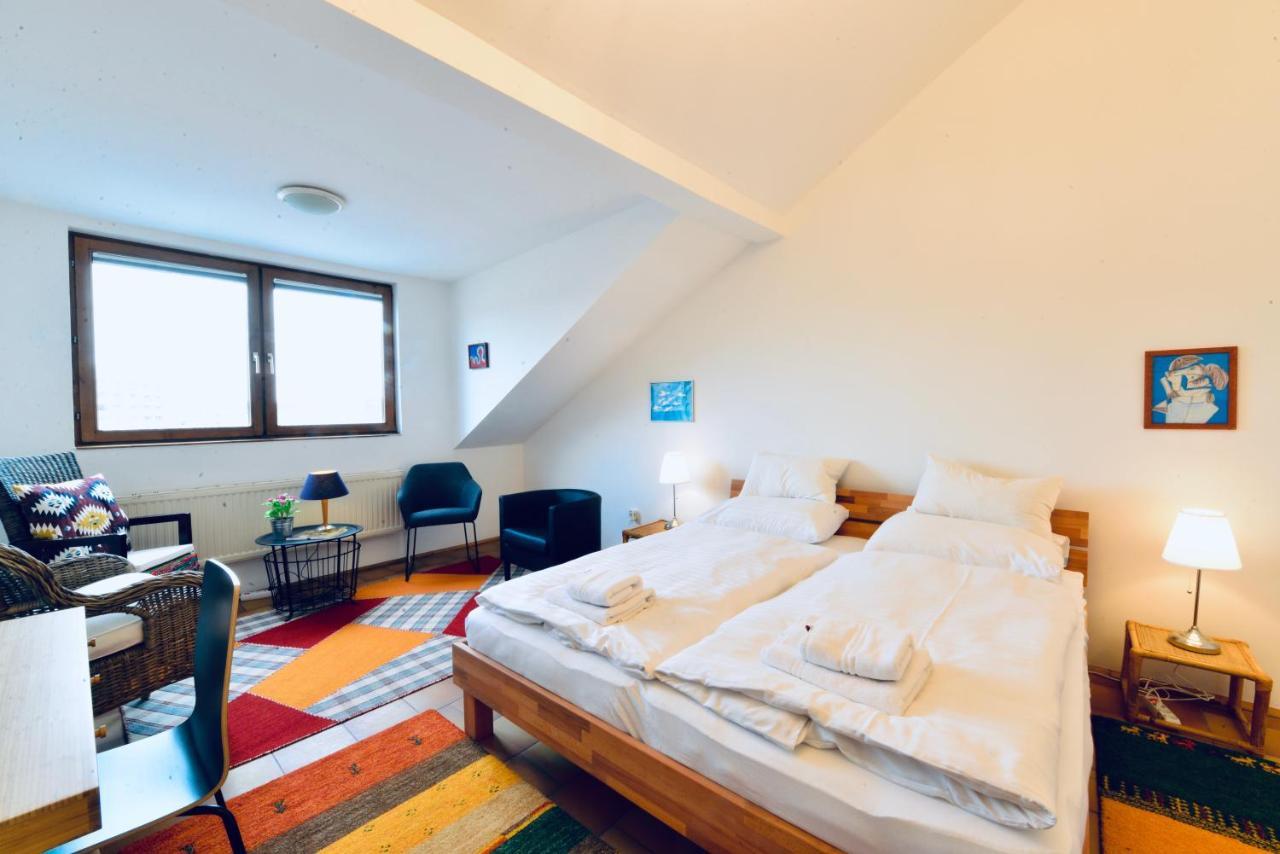 Charming Attic Apartment Near Messe Wien And Center Exterior foto